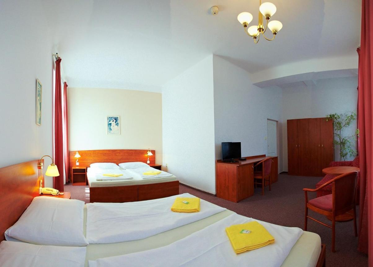 Wellness Hotel Central Klatovy Eksteriør bilde