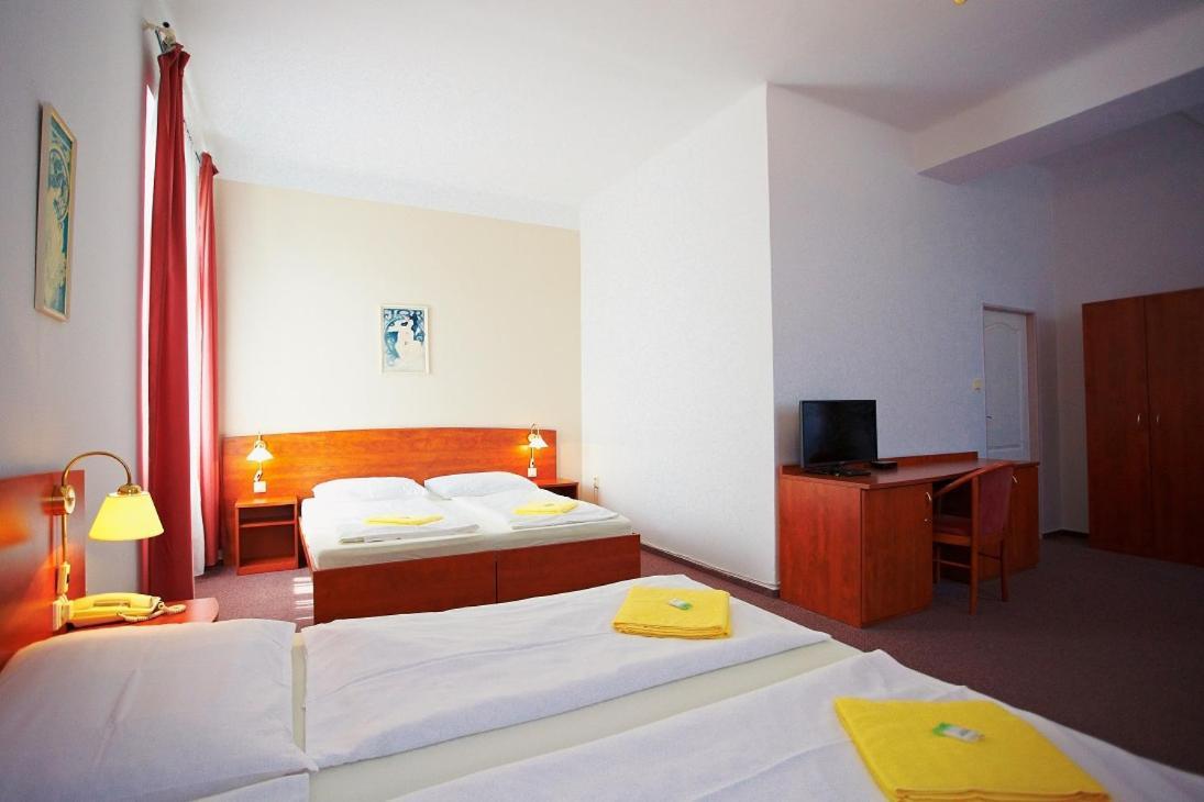 Wellness Hotel Central Klatovy Eksteriør bilde