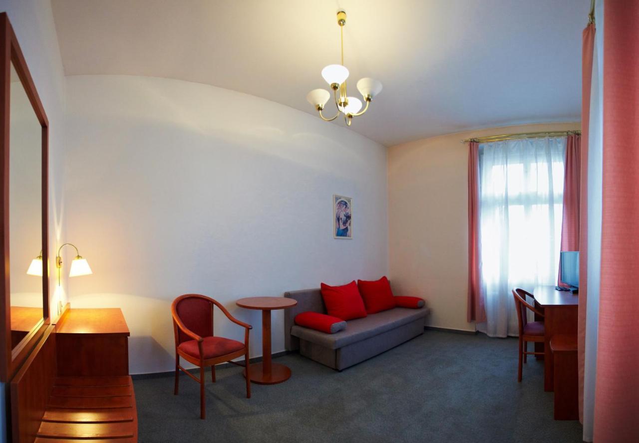 Wellness Hotel Central Klatovy Eksteriør bilde