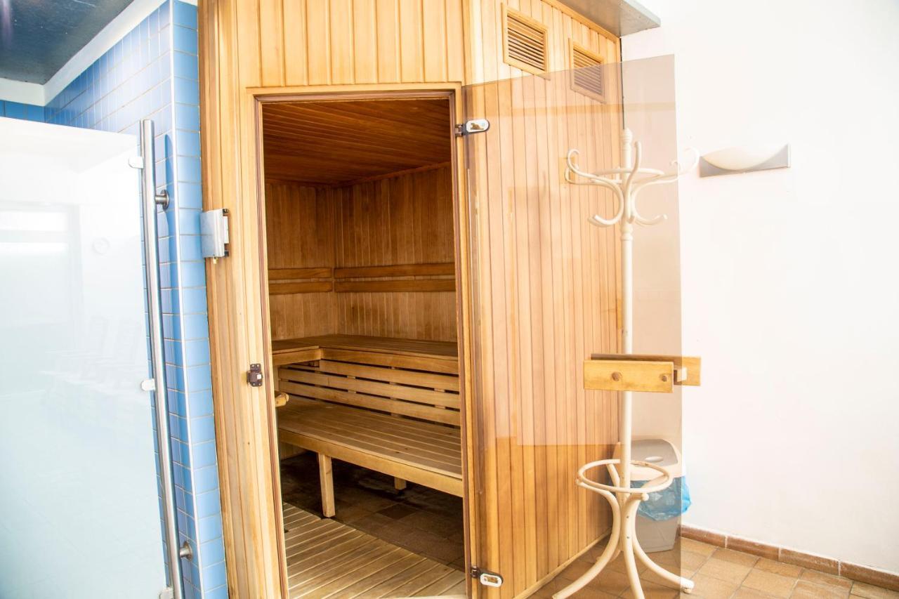 Wellness Hotel Central Klatovy Eksteriør bilde